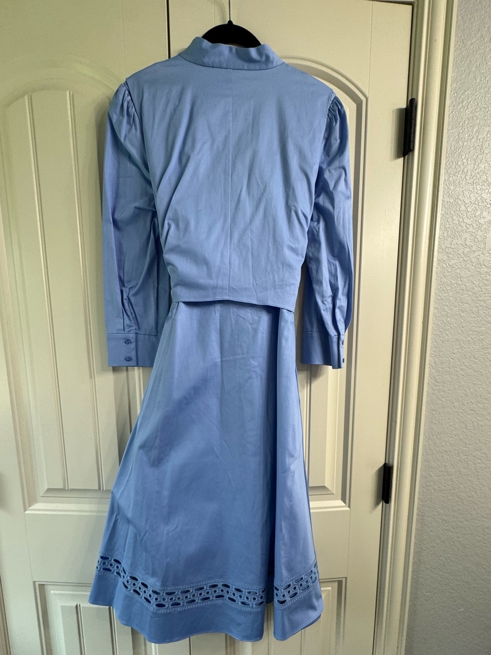 Elie Tahari Light Blue Tie-Waist Midi Dress - 6 - Picture 4 of 4
